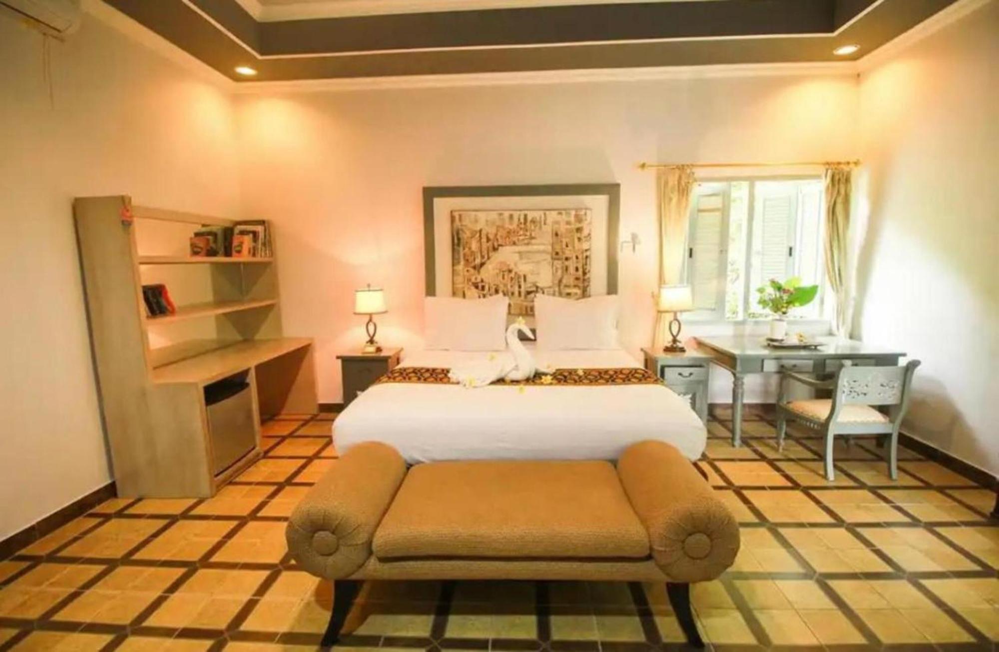 Attara Heritage Senggigi Exterior photo